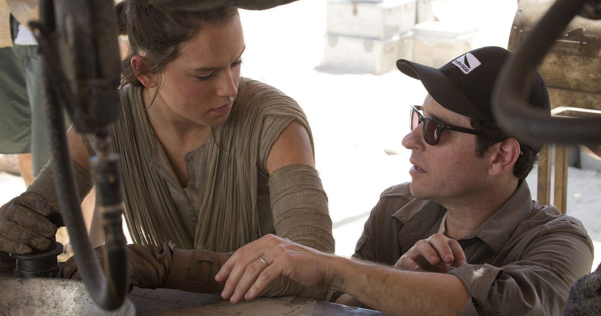 Paramount Could Sue J.J. Abrams for Directing Star Wars 9
