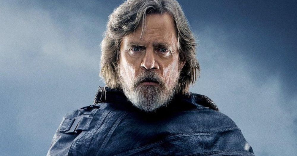 Star Wars: The Last Jedi - Mark Hamill reveals original Force Awakens ending