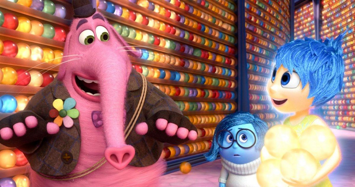 Richard Kind fala sobre Bing Bong em Divertida Mente da Pixar |  EXCLUSIVO
