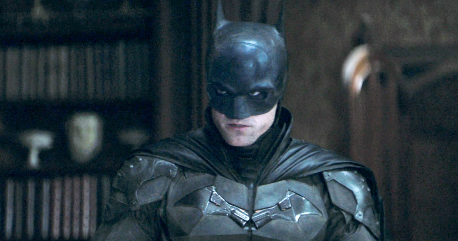 The Batman Fans Are Loving Robert Pattinson's Dark Knight Voice