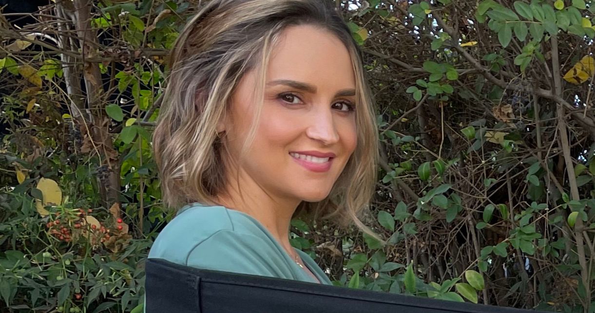 Rachael Leigh Cook Returns for She's All That Reboot, Here's a First Look