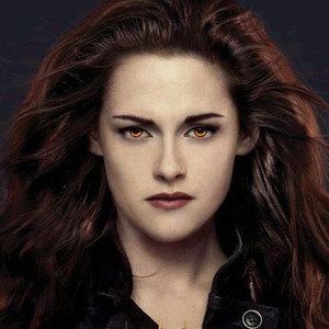 The Twilight Saga: Breaking Dawn Set Photos with Robert Pattinson as Edward Cullen