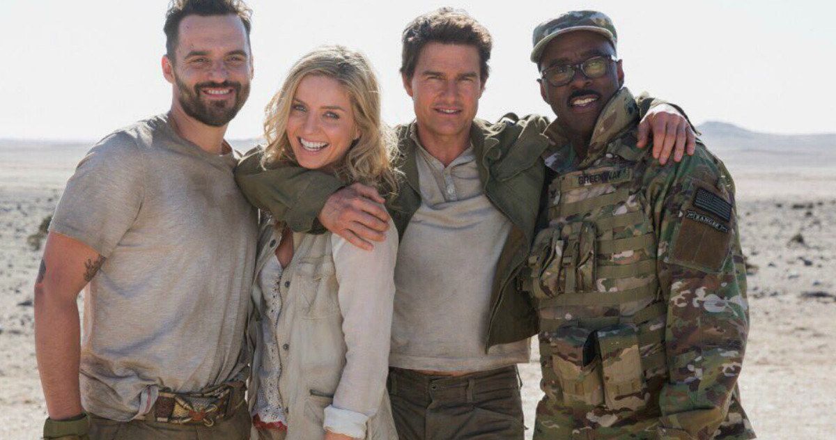 Tom Cruise &amp; The Mummy Cast Unite in First Official Photo