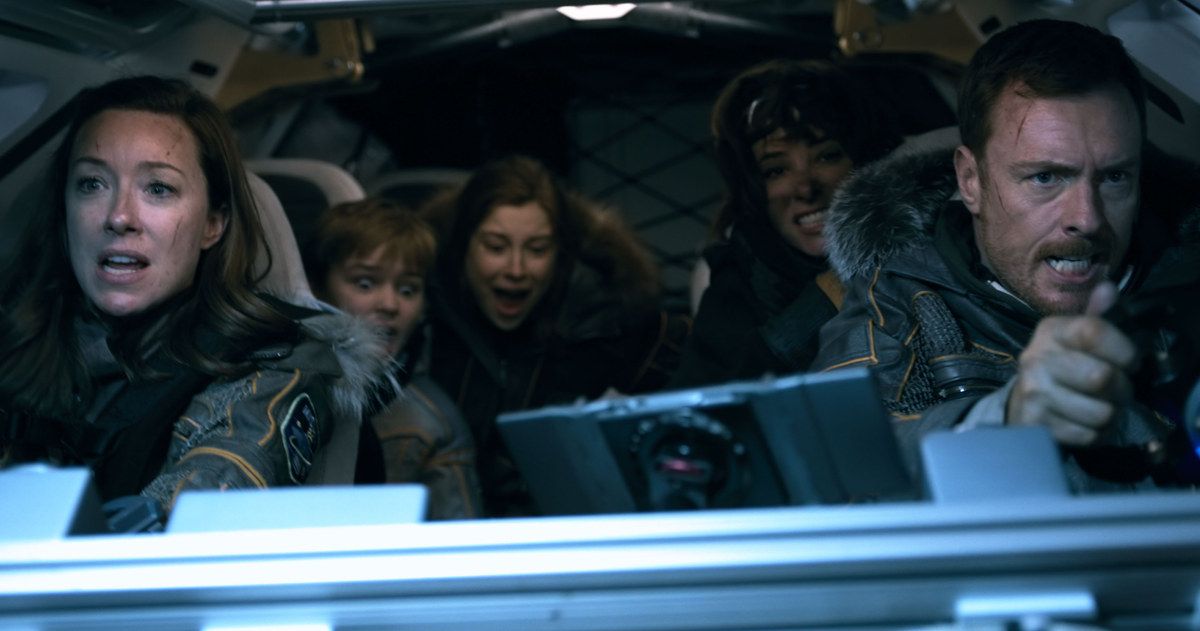 Netflix's Lost in Space Reboot Trailer Arrives, Release Date Announced