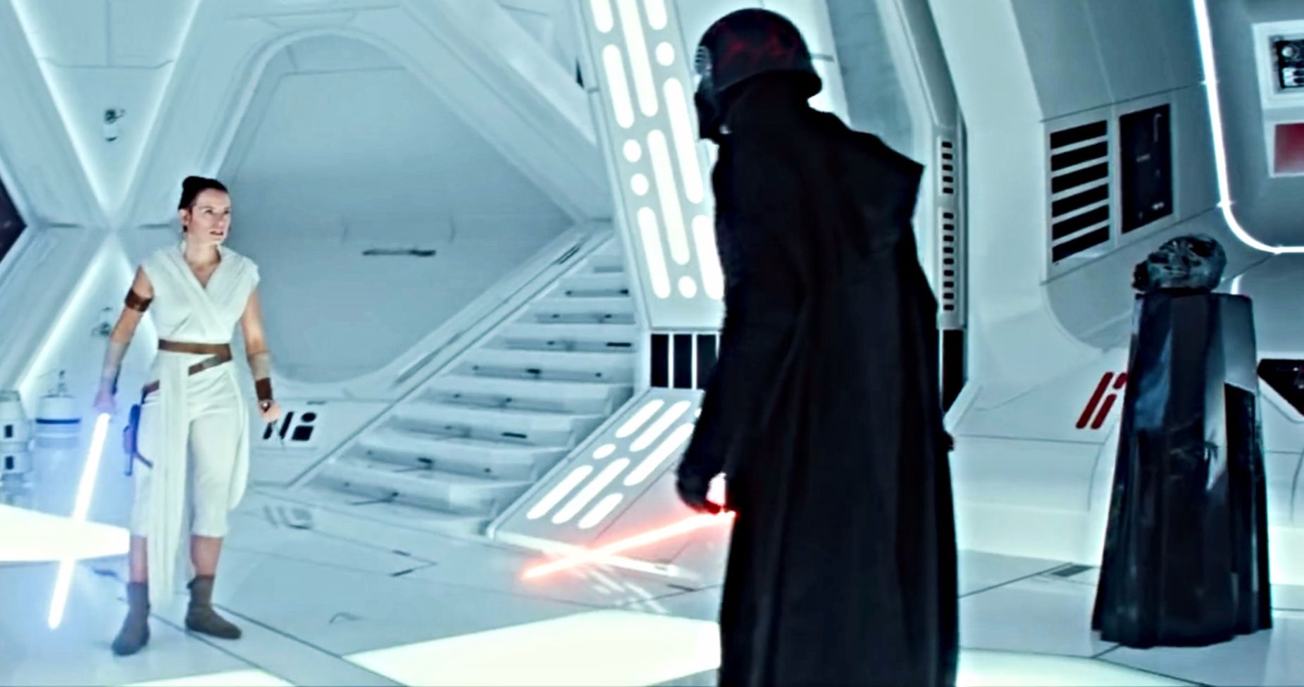 New Star Wars 9 TV Spot Teases the Battle for Darth Vader's Helmet
