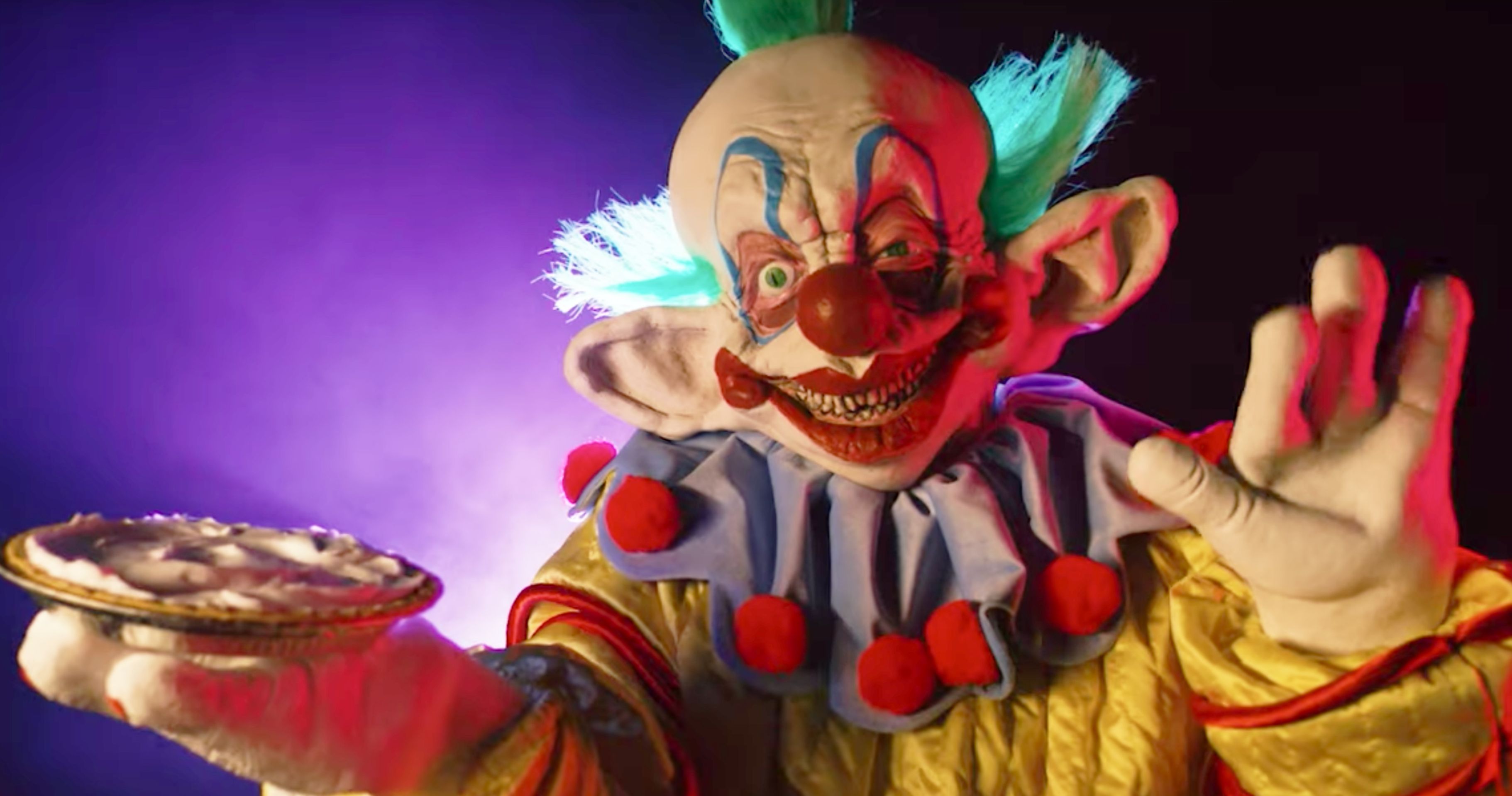 Killer Klowns from Outer Space Maze Lands at Halloween Horror Nights Hollywood This Year