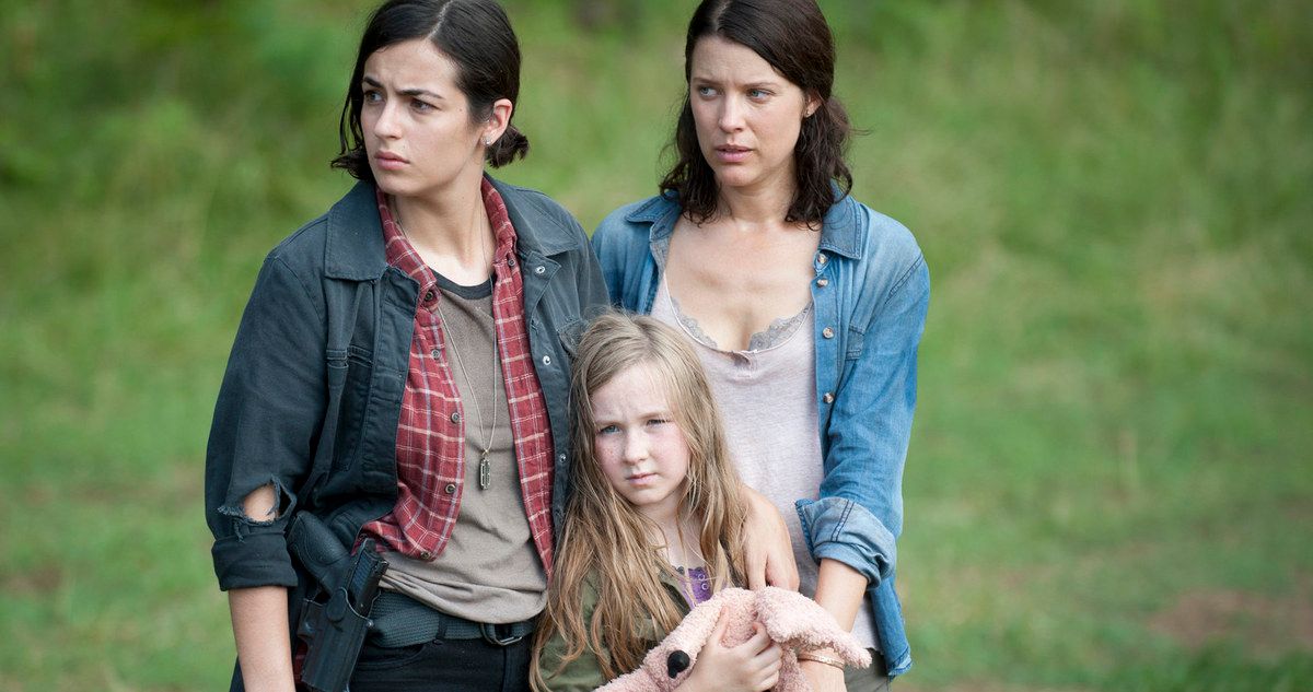 Walking Dead Season 7 Set Photos Reveal New Character &amp; Plot Details