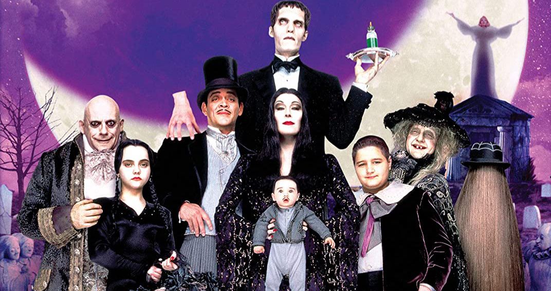 The Addams Family Director Reflects on Casting Raul Julia & Anjelica ...