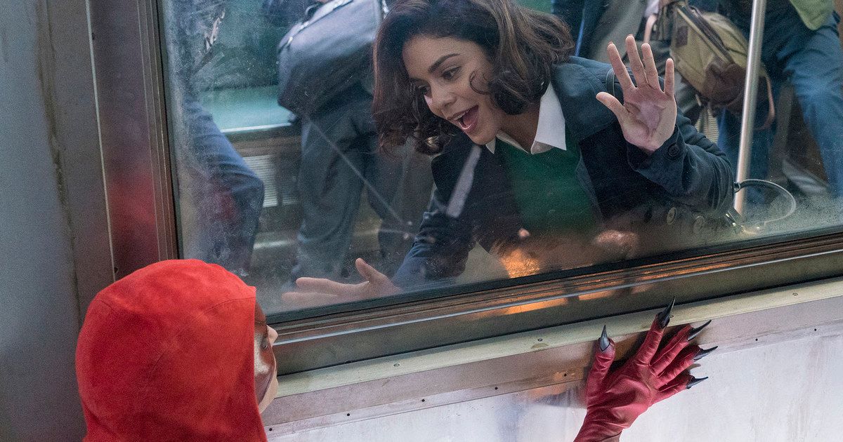 DC's Powerless Trailer Gives Aquaman &amp; Wonder Woman a Shout-Out