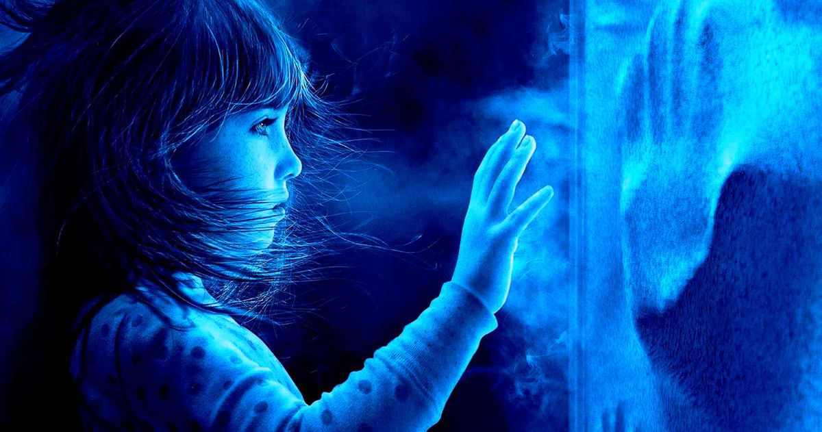 Poltergeist Poster Wants You to Go Into the Light