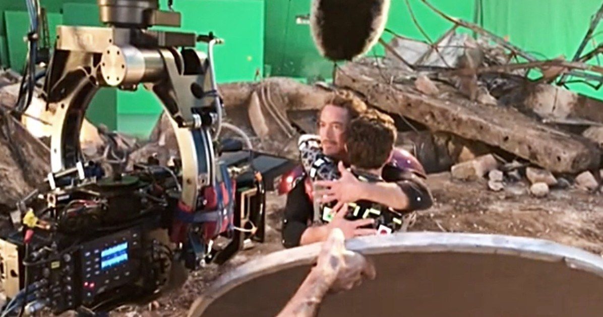 Peter Parker &amp; Tony Stark Reunite in Heartwarming Avengers: Endgame Set Video