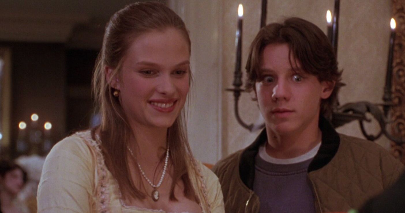 Hocus Pocus Star Vinessa Shaw Hasn't Heard Anything About Returning for the Sequel
