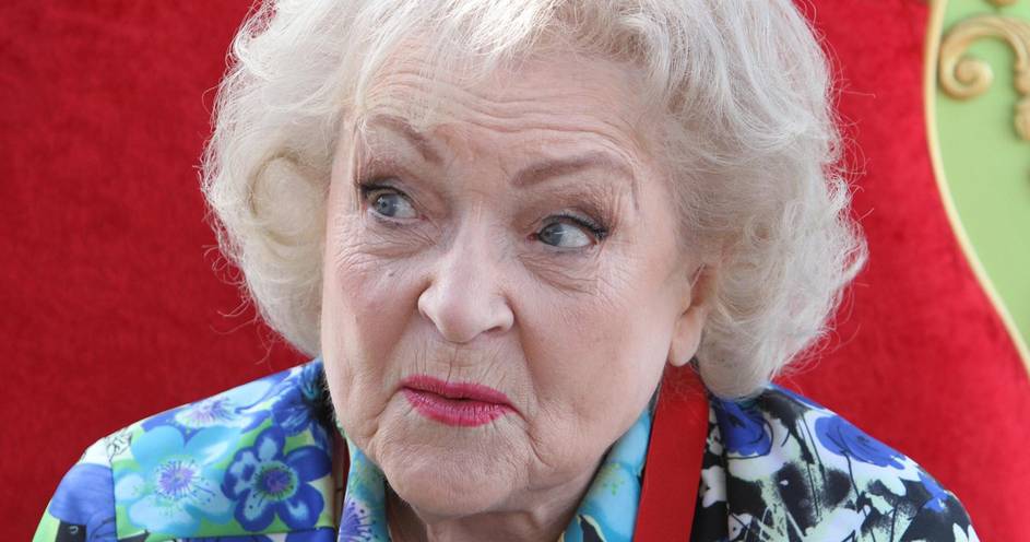 Betty White S New Lifetime Christmas Movie Gets Delayed Until 2021 Betty White S New Lifetime Christmas Movie Gets Delayed Until 2021