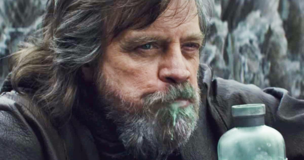 Mark Hamill Could Not Believe Star Wars Execs Were Too Worried Over a Major  Character Not Wearing Pants in the Movie - FandomWire