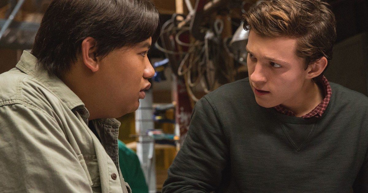 Tom Holland Wraps Spider-Man: Far from Home Venice Shoot with New Set Video