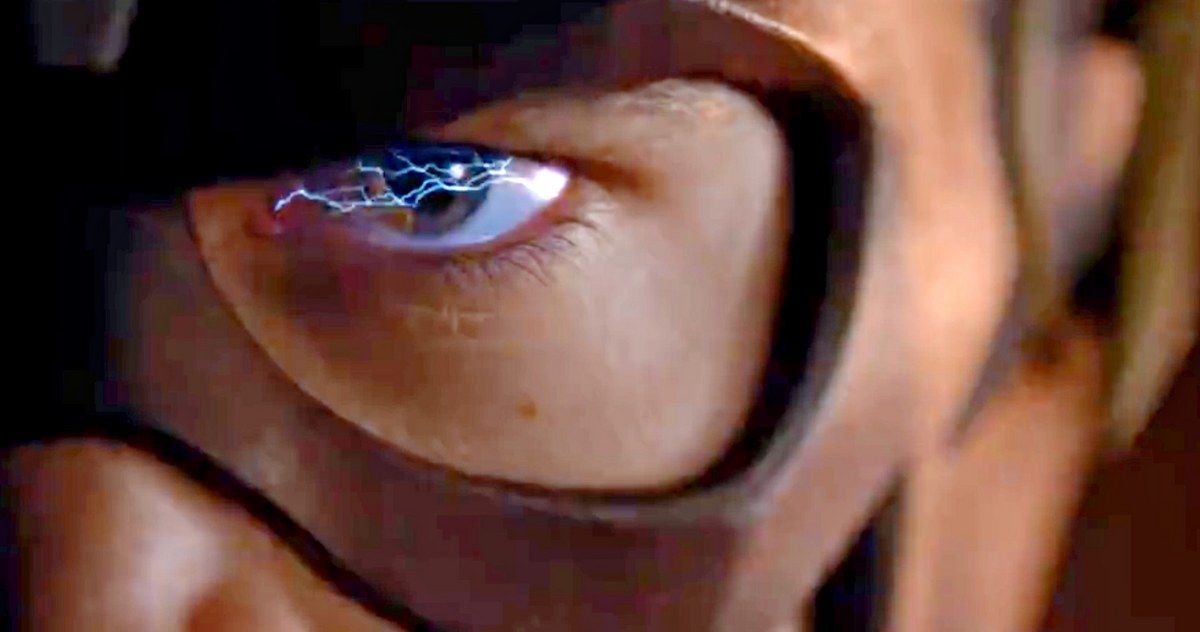 Flash Season 2 Trailer Teases Big Changes for Barry Allen