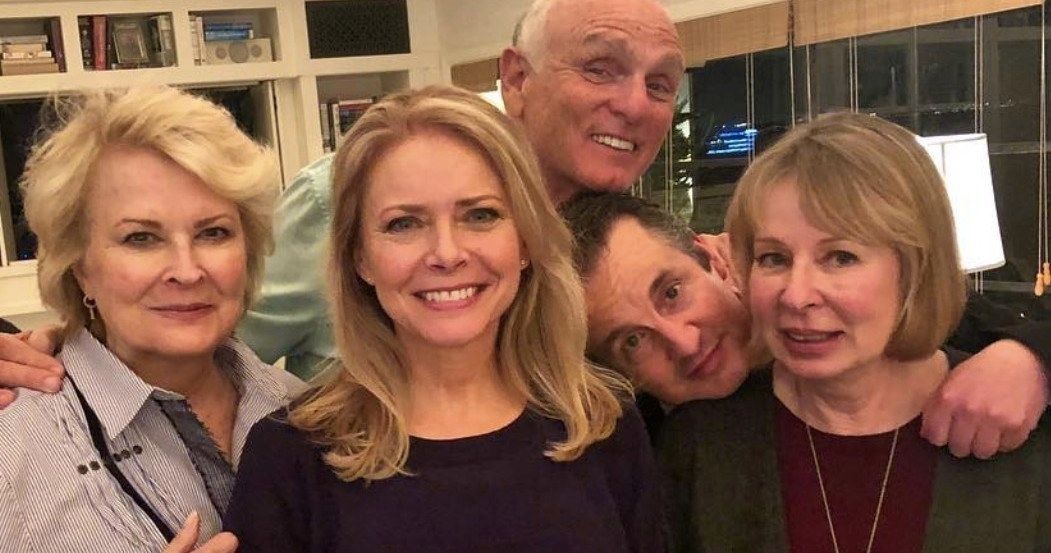 Murphy Brown Cast Reunite in First Look at Revival
