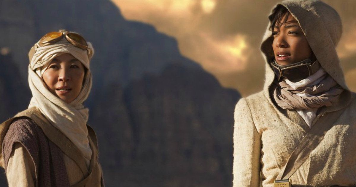 Star Trek Discovery Photo Reveals New Captain and First Officer