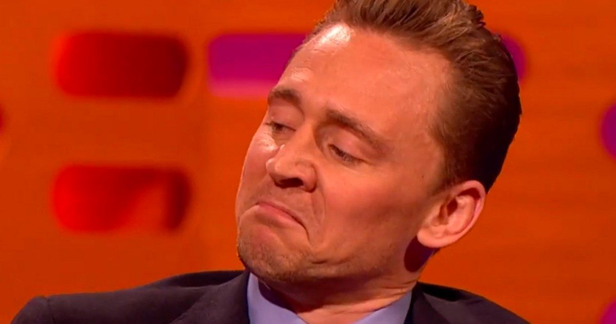 Watch Tom Hiddleston Win Over Robert de Niro with His Impersonation