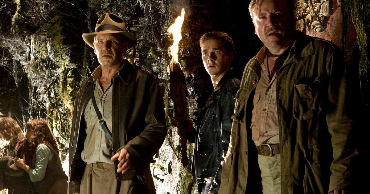Harrison Ford and the cast of Indiana Jones and the Crystal Skull 