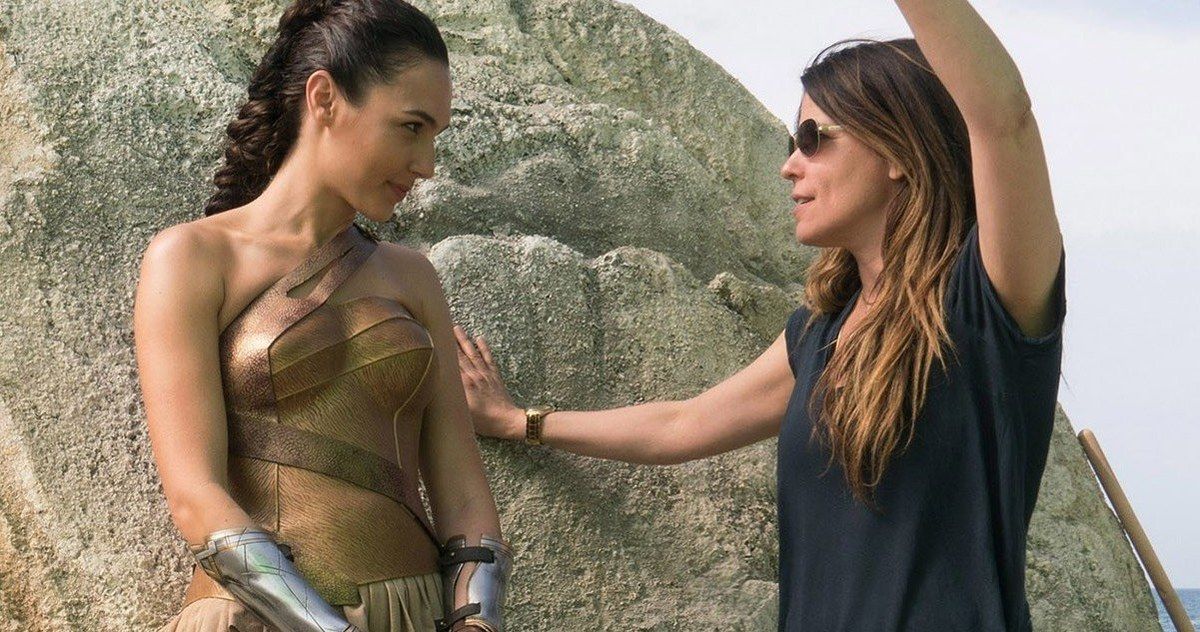 GLAAD Wants Gal Gadot to Go Bisexual in Wonder Woman 2