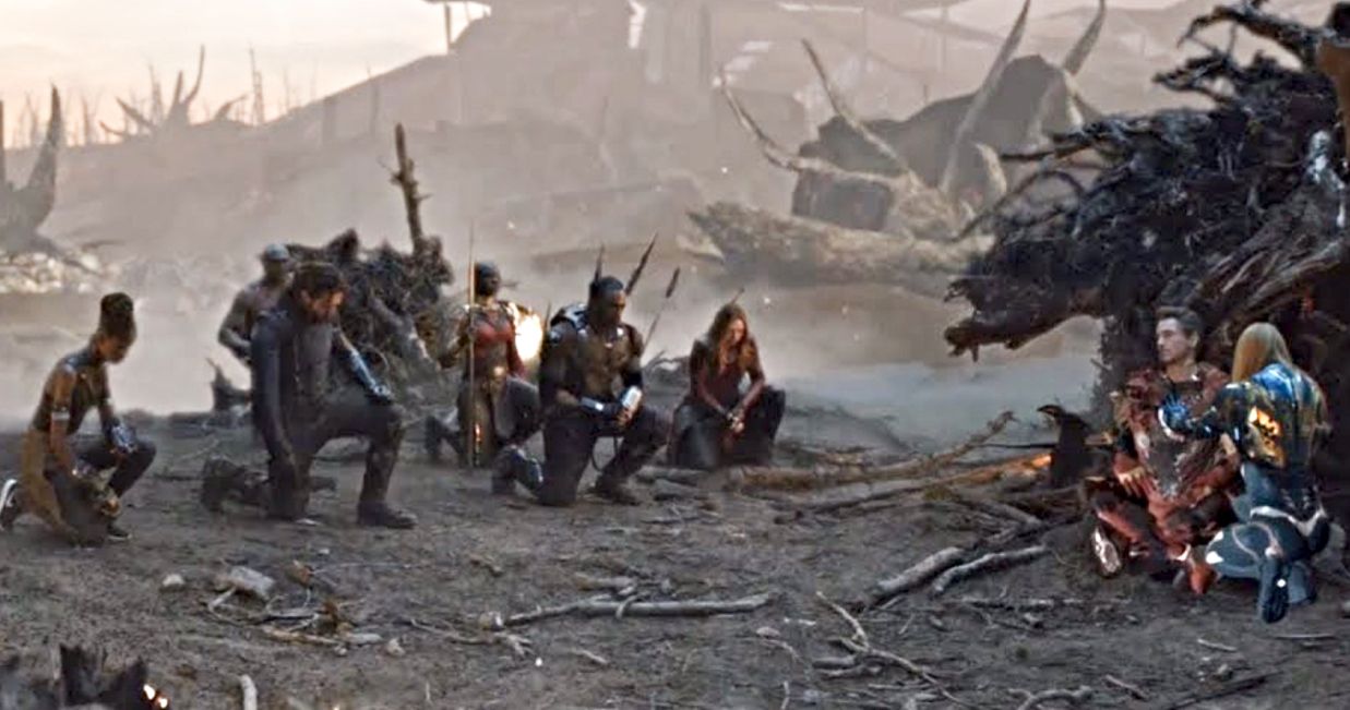 Emotional Avengers: Endgame Deleted Scene Has Avengers Kneeling to Fallen Tony Stark