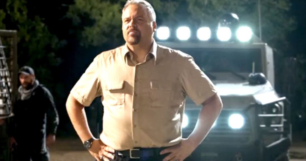 Jurassic World Video Introduces Head of Park Security
