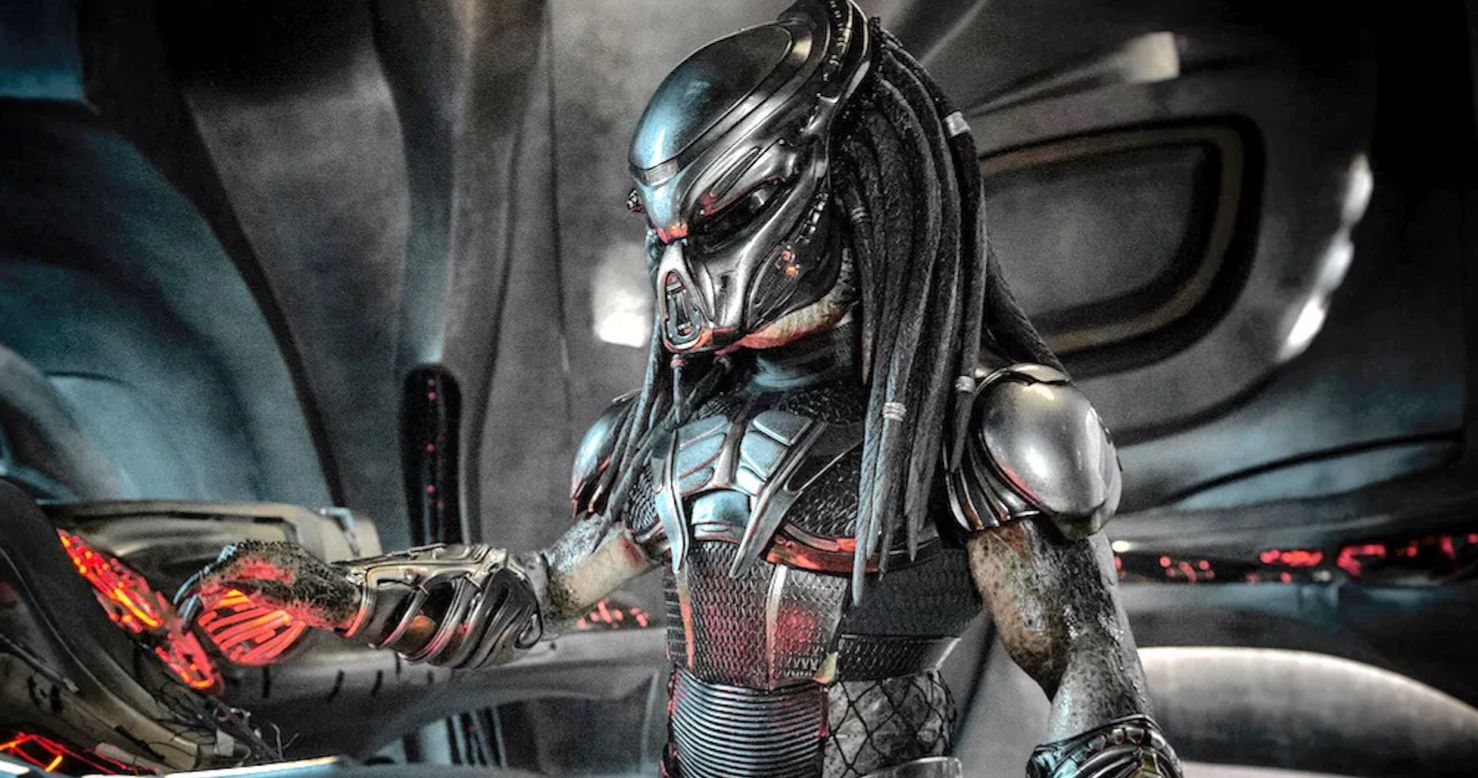 New Predator Movie Is Happening at Disney with 10 Cloverfield Lane Director