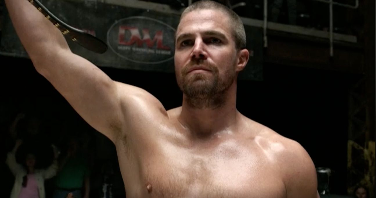 Heels Trailer Puts Stephen Amell in the Ring as a Pro Wrestler