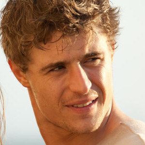 The Host 'Meet Jared Howe' Featurette with Max Irons