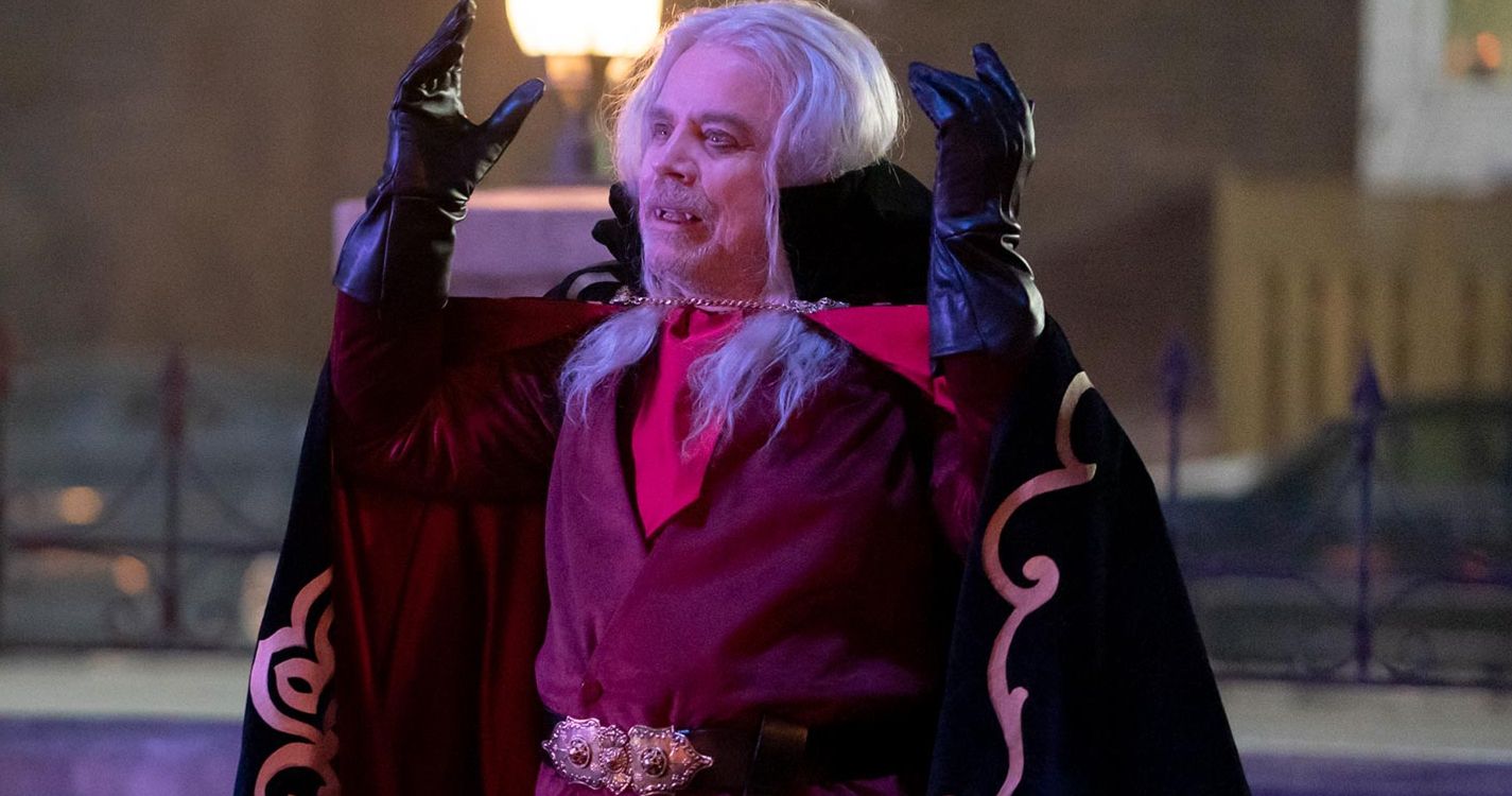 Mark Hamill Is an Ancient Vampire in What We Do in the Shadows First Look