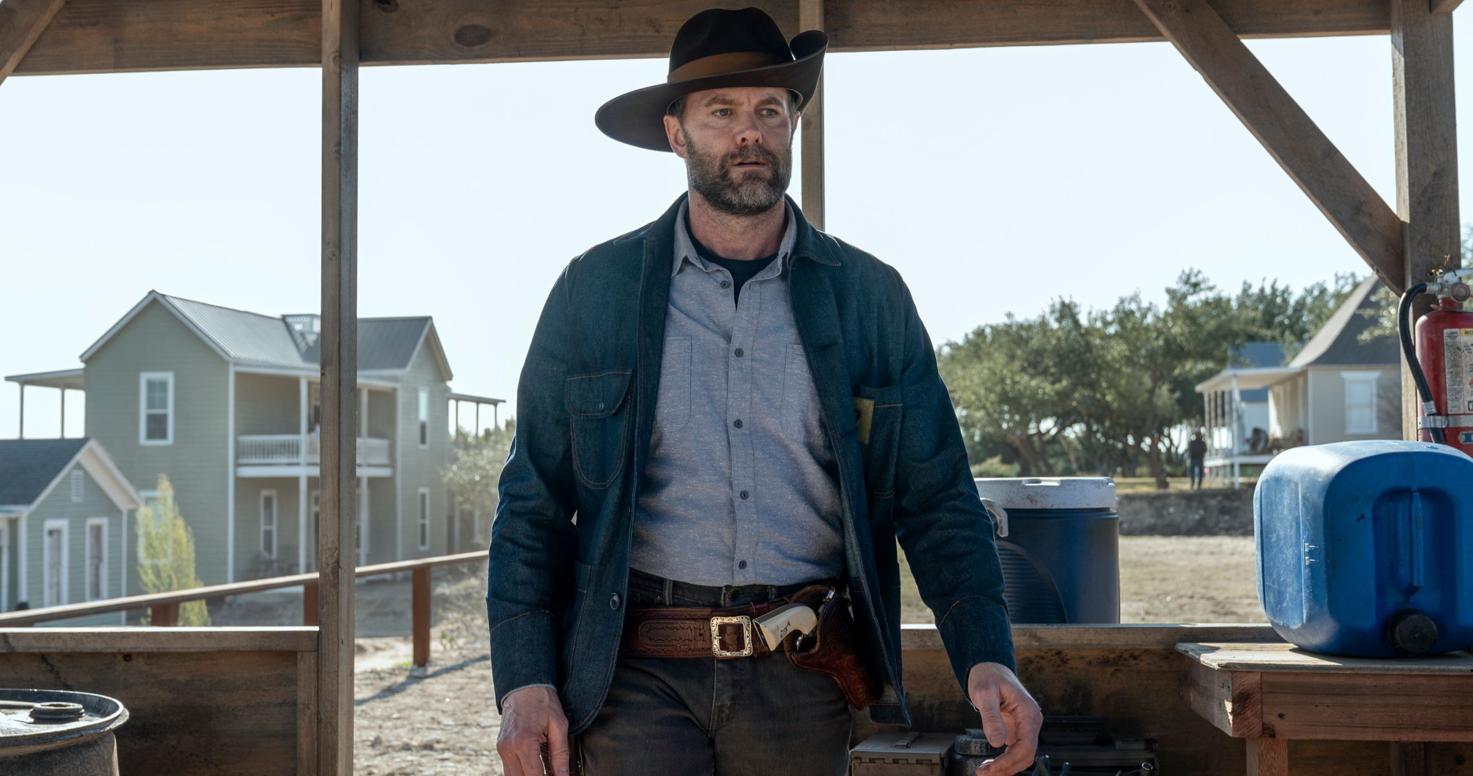 Fear the Walking Dead Takes Deadwood Connection to a New Level