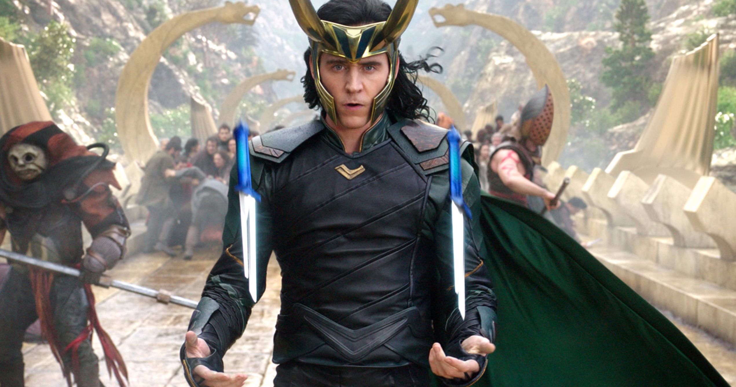 Loki Is Like a Mega-Marvel Movie, Tom Hiddleston Shares Full Runtime &amp; Other Details