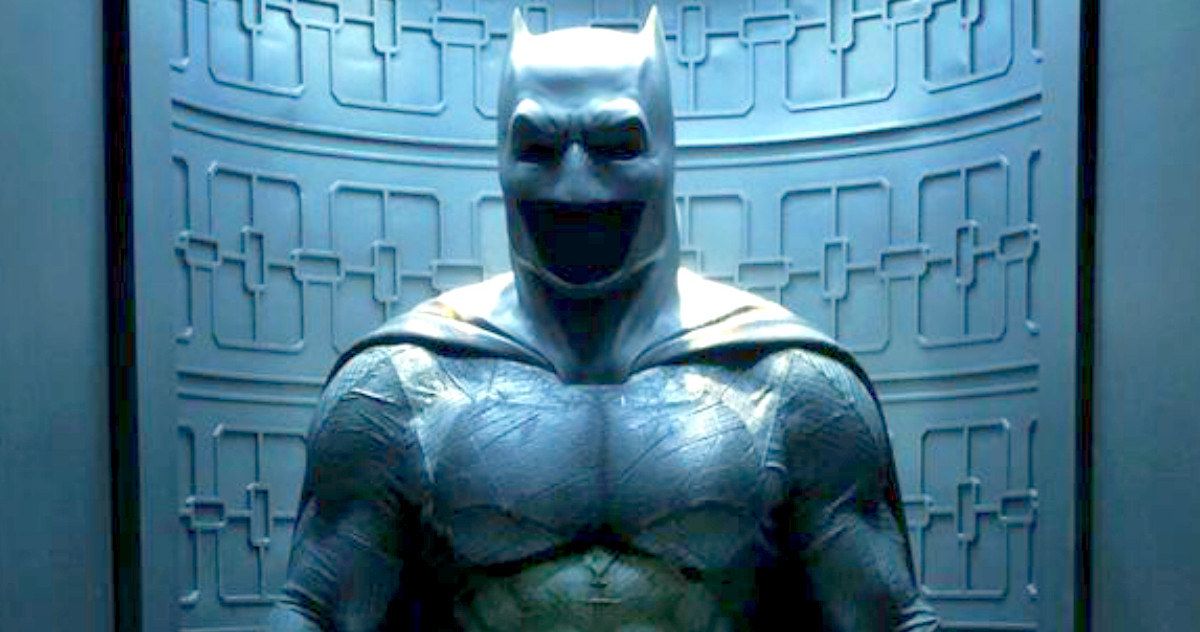 Batman v Superman Photo Reveals Full Batman Costume