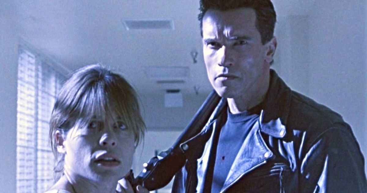 Arnold Schwarzenegger &amp; Linda Hamilton Reunite in Terminator 6 Set Photo