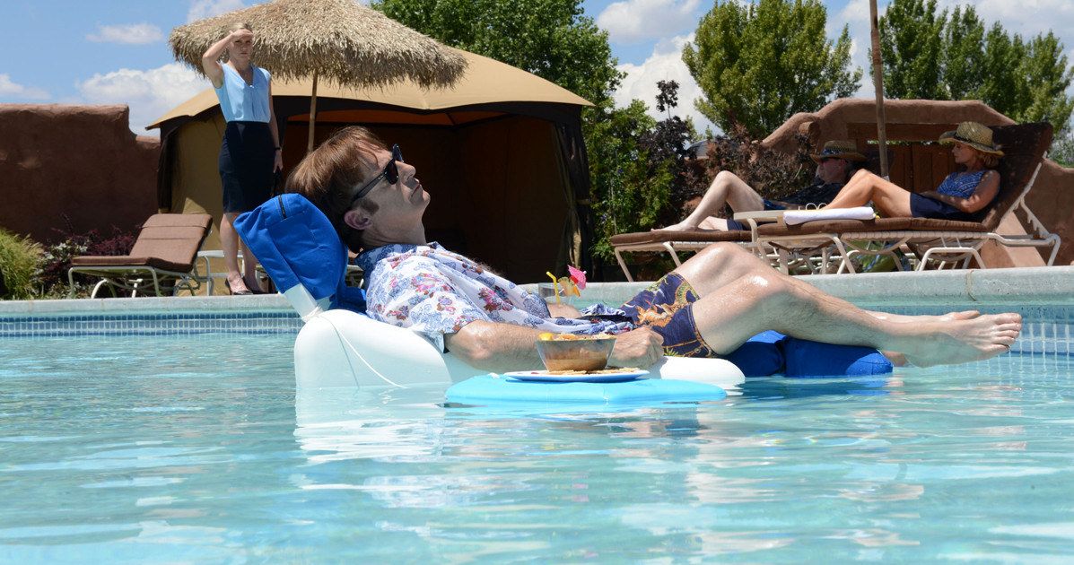 Better Call Saul Season 2 Gets a Premiere Date &amp; New Photos