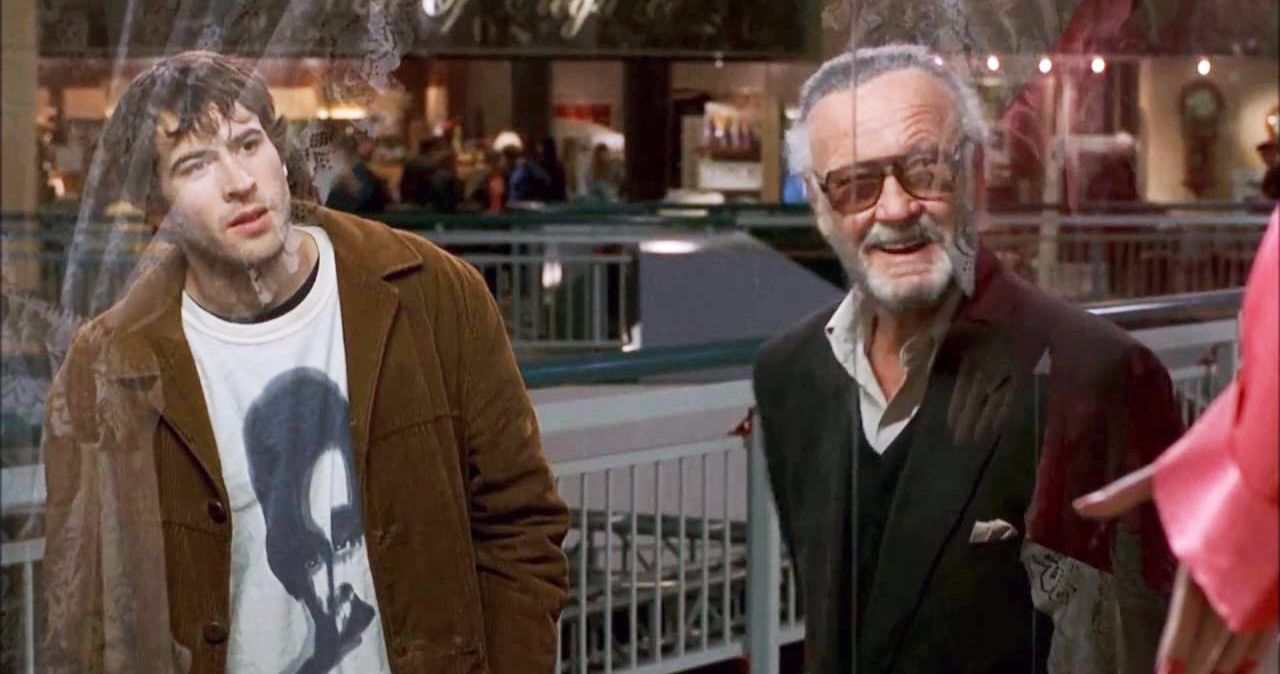 Kevin Smith Teases Heartbreaking Yet Funny Stan Lee Scene in Mallrats 2
