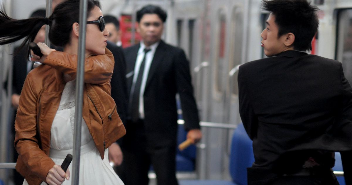 Meet Hammer Girl in Extremely Violent The Raid 2 Clip