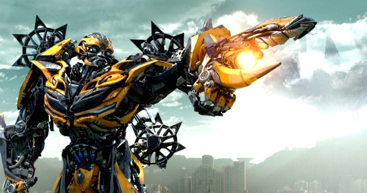 Optimus Prime and Bumblebee Prepare for Battle in New Transformers 4 Images