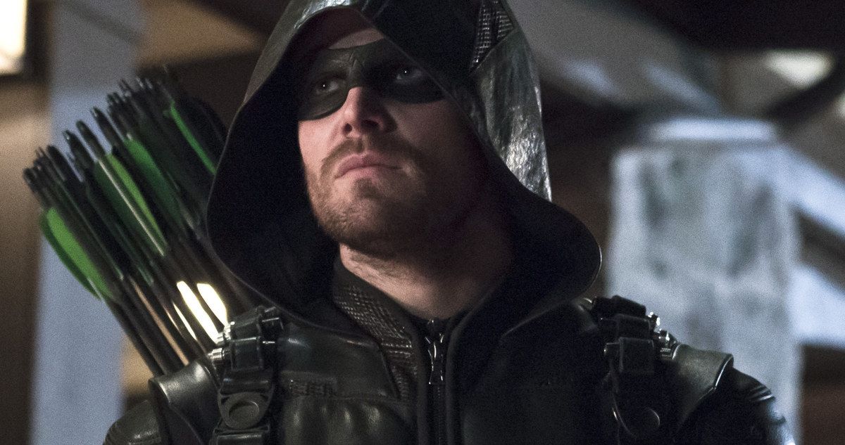 Oliver Queen Is Getting a New Costume in Arrow Season 5