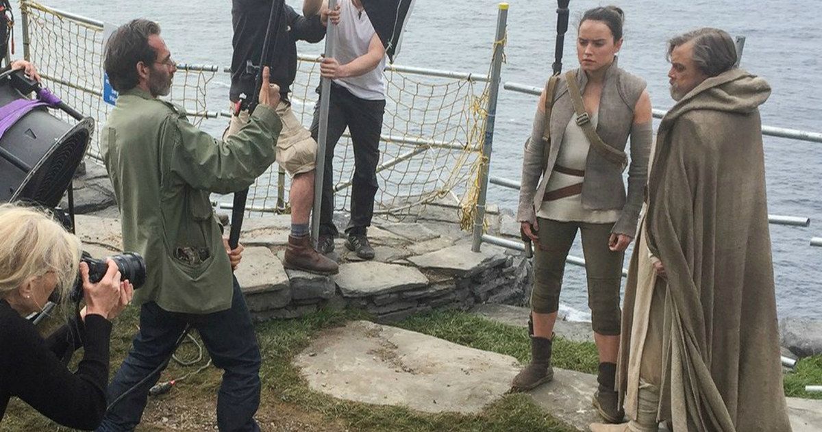 New Star Wars 8 Photos Go On Set with Luke, Leia and Rey