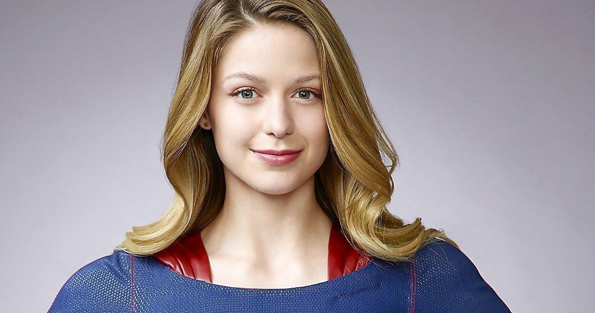 Supergirl Preview Goes Behind-the-Scenes with the Cast