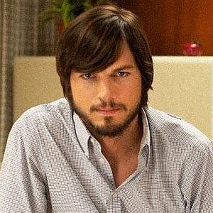 Ashton Kutcher as Steve Jobs Revealed in jOBS