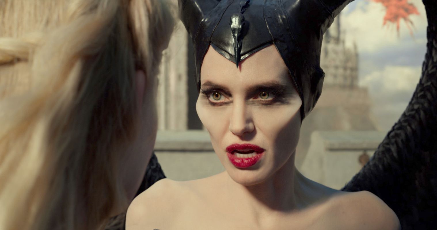 Maleficent: Mistress of Evil Trailer Has Angelina Jolie &amp; Michelle Pfeiffer at War