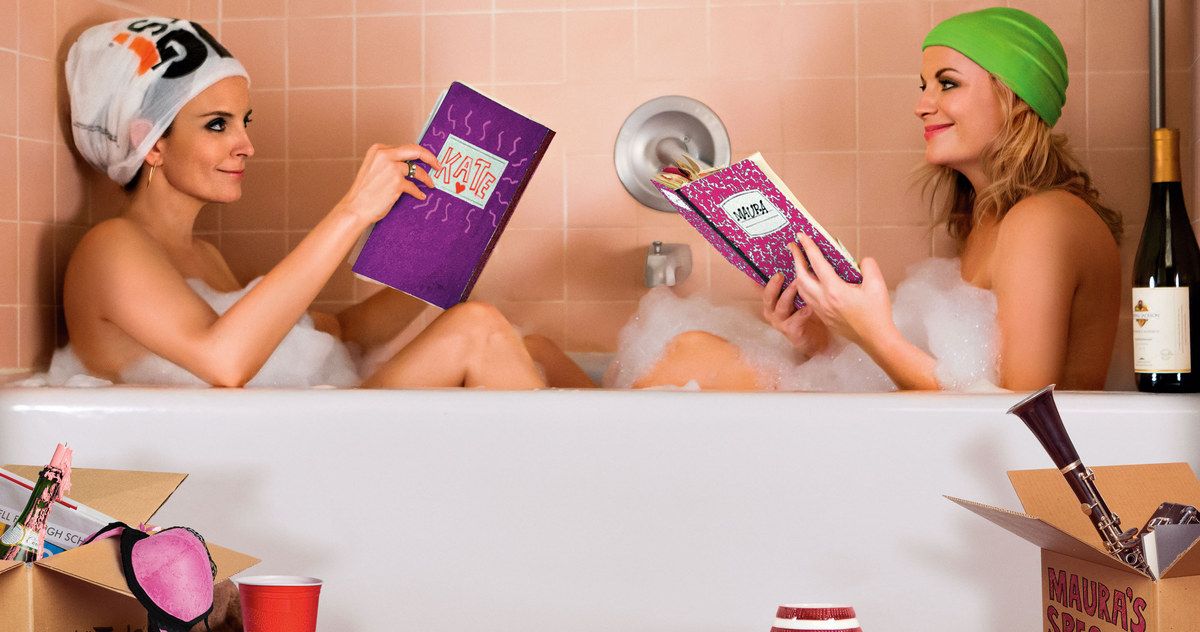 Sisters Poster Has Tina Fey &amp; Amy Poehler Ready for Bath Time