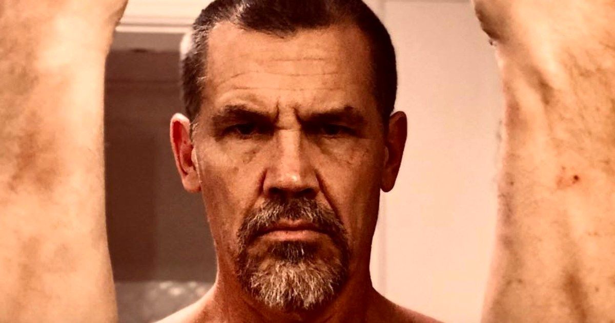 First Dune Behind-the-Scenes Photo Has Josh Brolin in a Fighting Mood