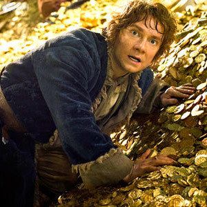 First Official Photo from The Hobbit: The Desolation of Smaug Teases Smaug's Treaure