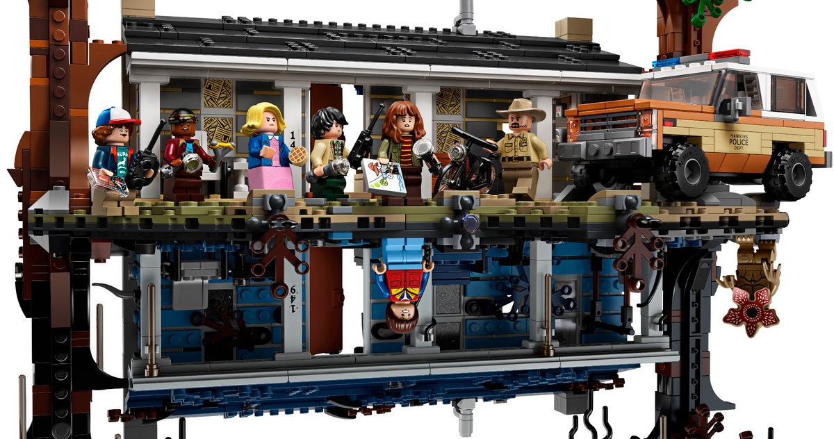 Stranger Things LEGO Set Is Absolutely Insane and Can Flip Into The Upside Down