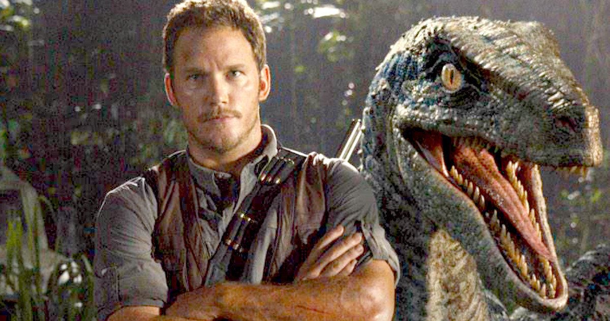 Jurassic World Photo Has Chris Pratt with His Pet Raptor