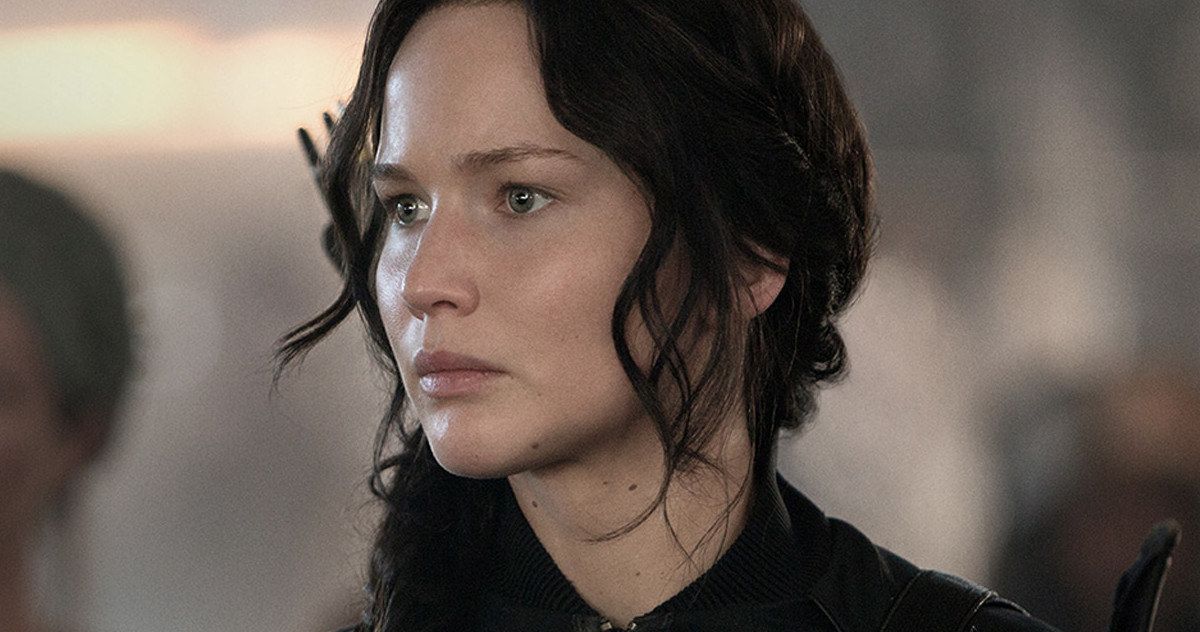 Hunger Games: Mockingjay Part 1 Clip and TV Spots